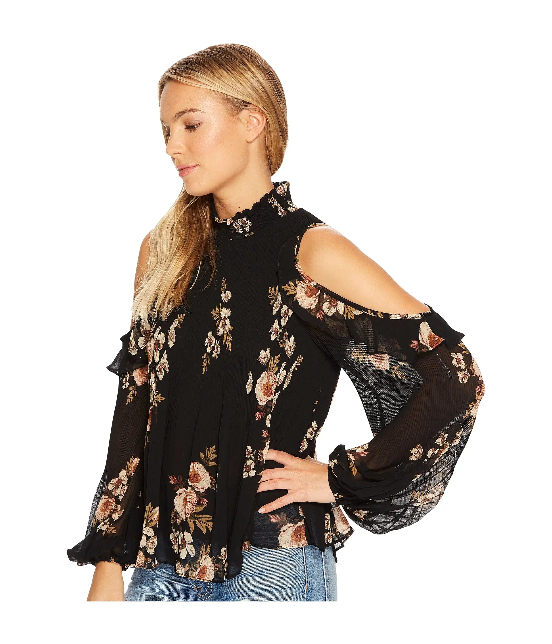 ASTR Shae Ruffle Top