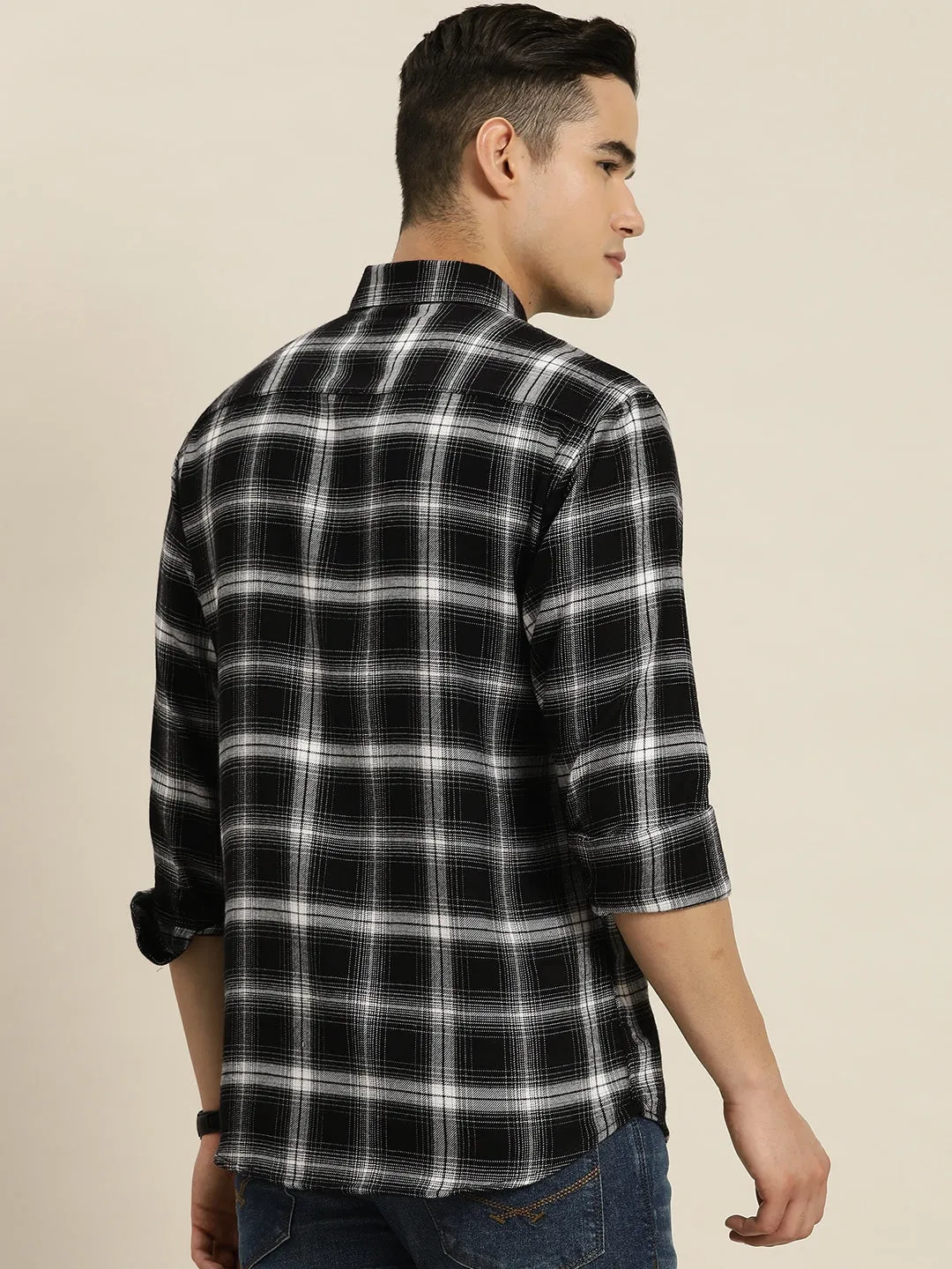 Men Black & White Checks Pure Cotton Slim fit Casual Shirt