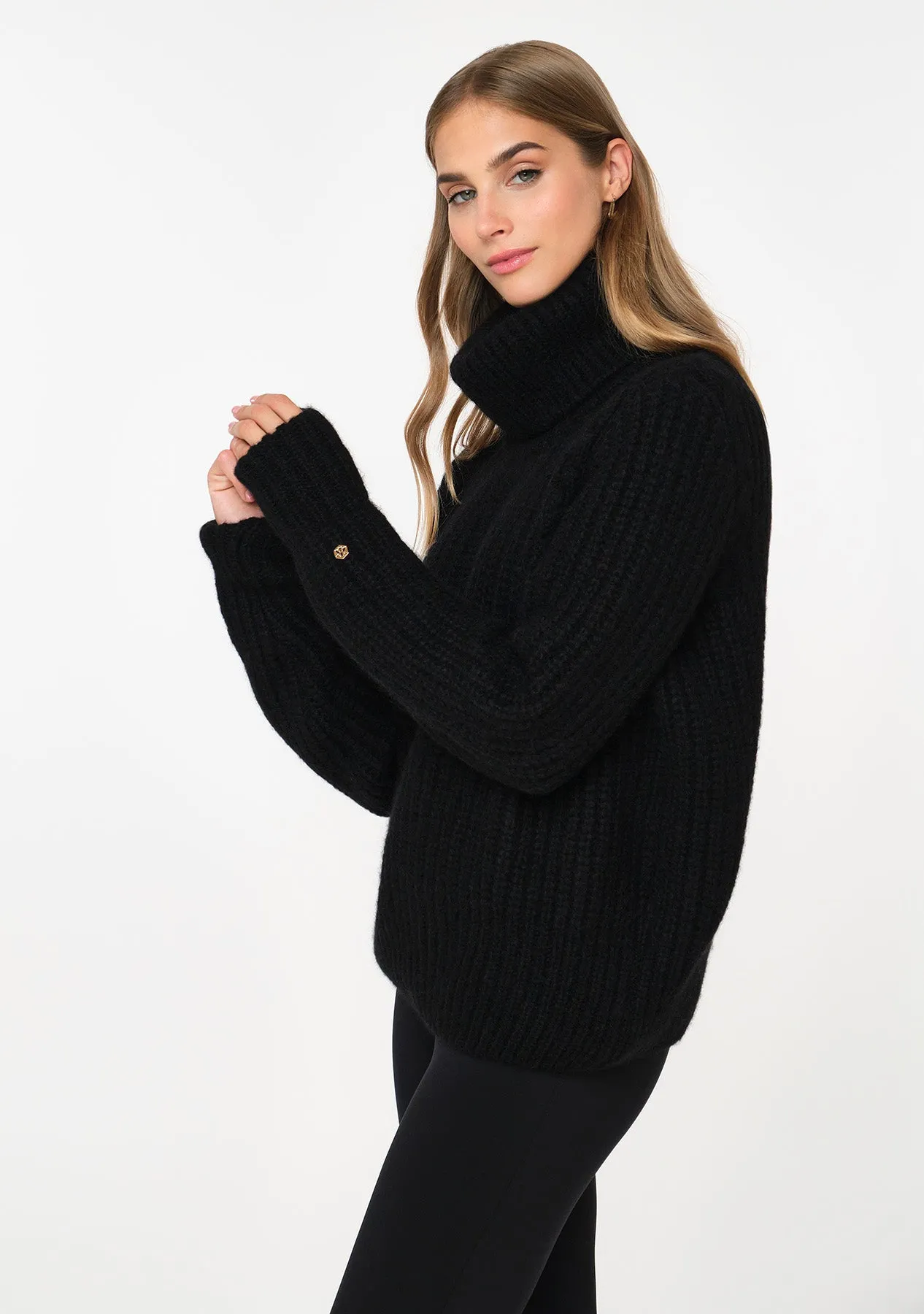 PELLICI Alpaca-Blend Sweater black