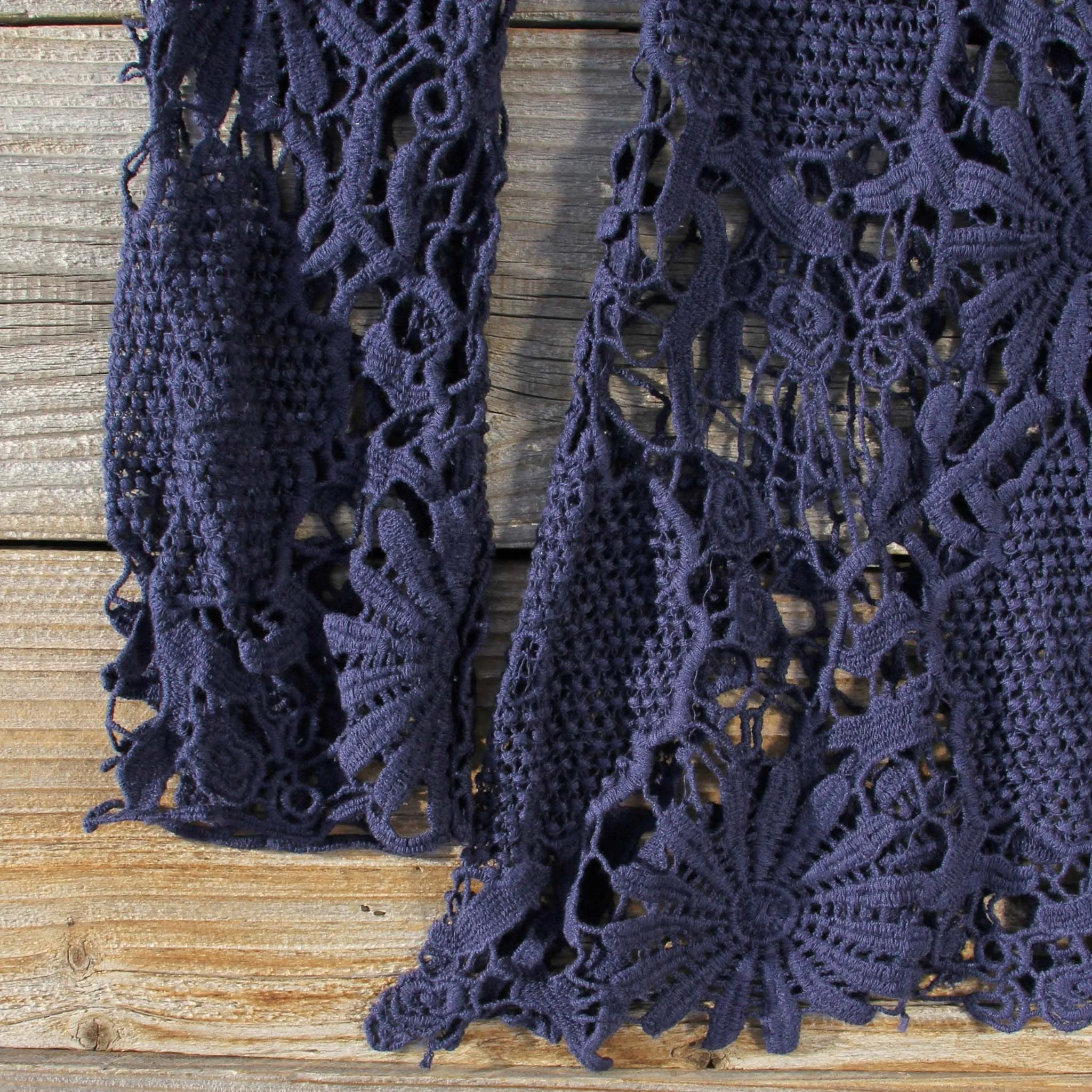 Winterly Lace Blouse in Navy